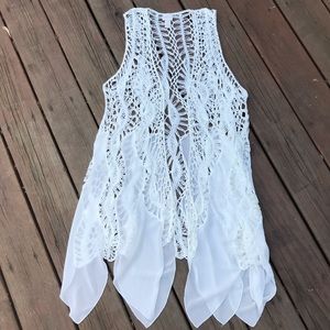 Chico’s Gorgeous crochet and chiffon long Vest 🌹